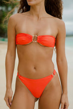 Load image into Gallery viewer, Iris Top Coral